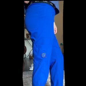 Koi Lite scrub pants // Size XS // Galaxy Blue